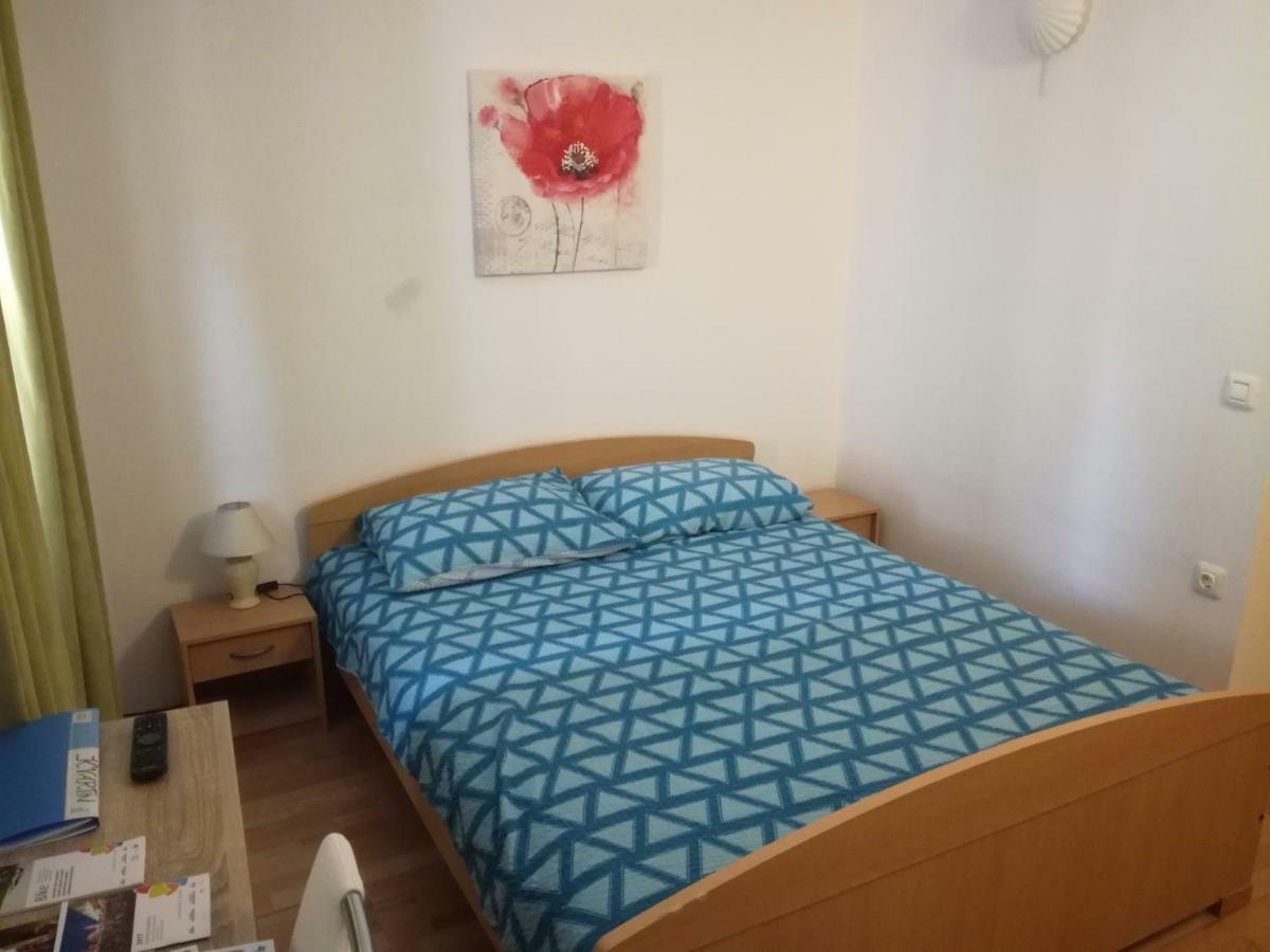 Guest House Kvartin Umag Exterior photo